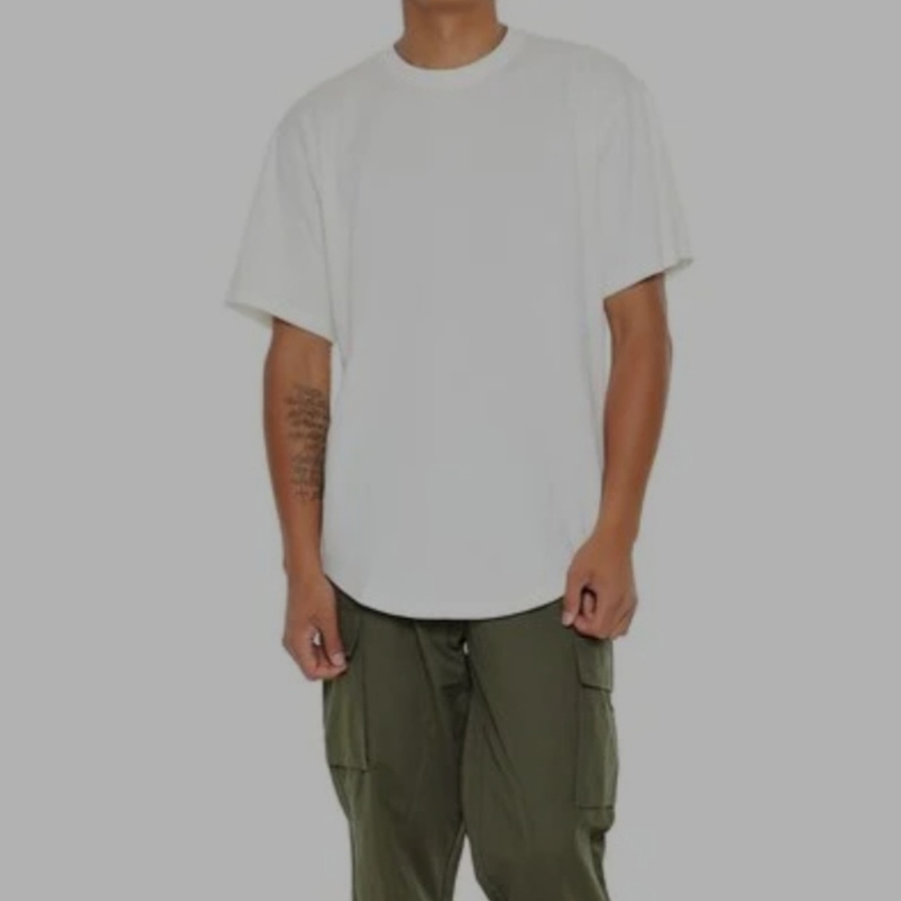 FOREVER 21 White Cotton T-Shirt | Slim Fit | Medium | Preowned